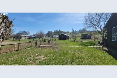 504 E Highway 82, Wallowa, OR 97885 - Photo 25