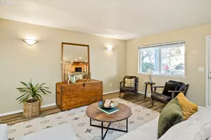 38802 Cascadia Village Dr, Sandy, OR 97055 - Photo 5