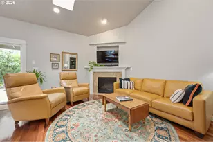 1333 Bond Ln, Eugene, OR 97401 - Photo 3