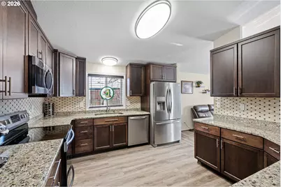 1307 Bramblewood Ln, Eugene, OR 97404 - Photo 13