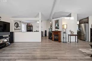 1307 Bramblewood Ln, Eugene, OR 97404 - Photo 9