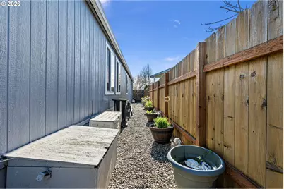 1307 Bramblewood Ln, Eugene, OR 97404 - Photo 29