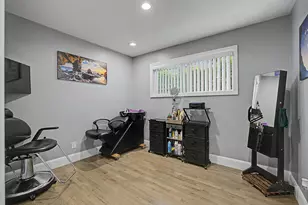25 NE 192nd Ave, Portland, OR 97230 - Photo 17