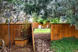 8143 SE 75th Pl, Portland, OR 97206 - Photo 31