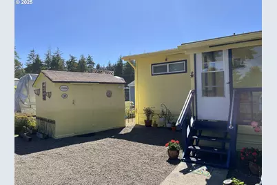 83763 Highway 101 #10, Florence, OR 97439 - Photo 5