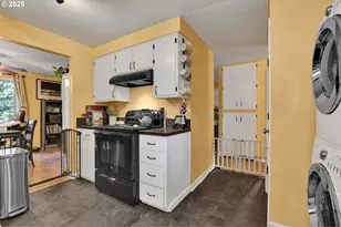 1210 E 38th Ave, Eugene, OR 97405 - Photo 33