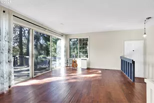 1210 E 38th Ave, Eugene, OR 97405 - Photo 7