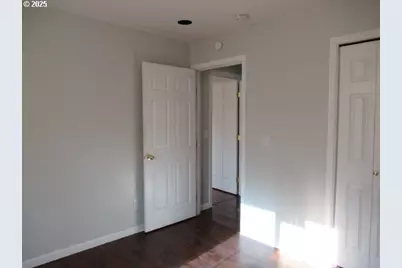 4704 Dusty Pl, Salem, OR 97305 - Photo 9