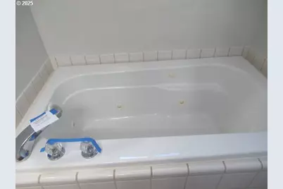 4704 Dusty Pl, Salem, OR 97305 - Photo 13