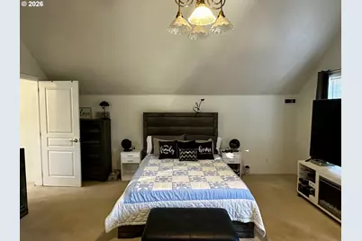 822 S 8th St, Cottage Grove, OR 97424 - Photo 27