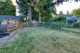 6843 N Swift St, Portland, OR 97203 - Photo 27