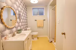 6843 N Swift St, Portland, OR 97203 - Photo 23