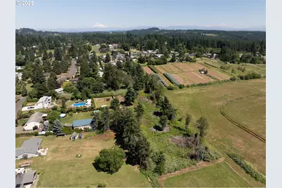 Se Armstrong Cir, Happy Valley, OR 97089 - Photo 5