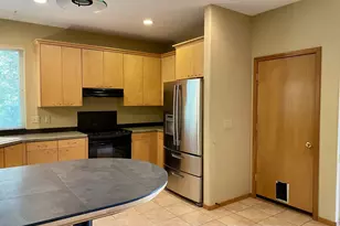 11450 SW Capitol Hwy, Portland, OR 97219 - Photo 29