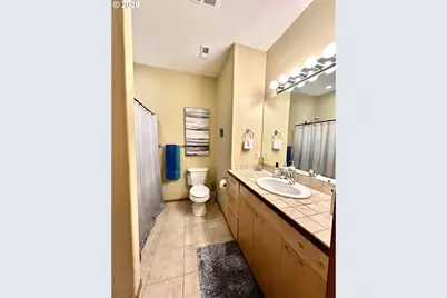 11450 SW Capitol Hwy, Portland, OR 97219 - Photo 21