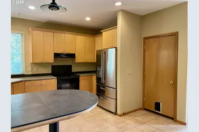 11450 SW Capitol Hwy, Portland, OR 97219 - Photo 27