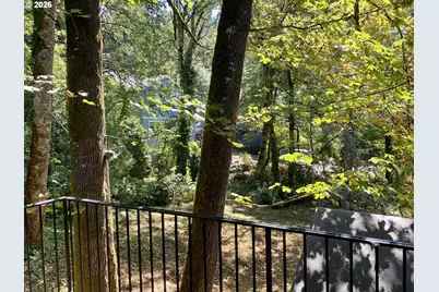 11450 SW Capitol Hwy, Portland, OR 97219 - Photo 35