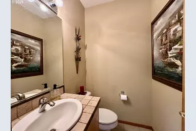 11450 SW Capitol Hwy, Portland, OR 97219 - Photo 17