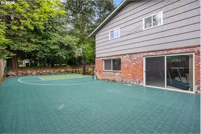 2800 Rainier Pl, West Linn, OR 97068 - Photo 31