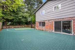 2800 Rainier Pl, West Linn, OR 97068 - Photo 31