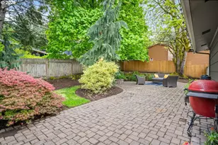2800 Rainier Pl, West Linn, OR 97068 - Photo 27