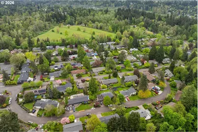 2800 Rainier Pl, West Linn, OR 97068 - Photo 35