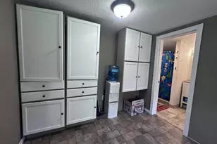 297 S 6th St, Saint Helens, OR 97051 - Photo 5