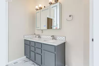 5641 SE Chase Loop, Gresham, OR 97080 - Photo 15