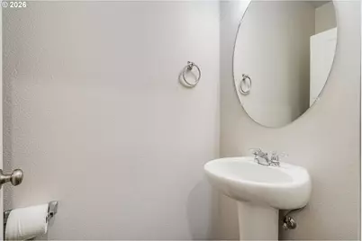 2240 SE 16th St, Gresham, OR 97080 - Photo 13