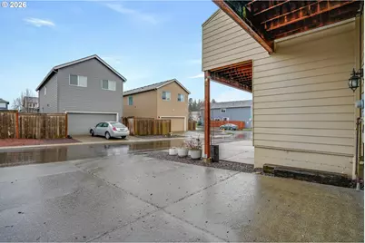 2240 SE 16th St, Gresham, OR 97080 - Photo 29