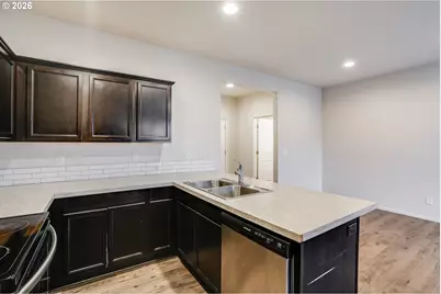 2240 SE 16th St, Gresham, OR 97080 - Photo 9