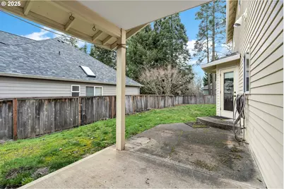 2795 NE Lorie Dr, Hillsboro, OR 97124 - Photo 37