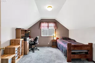 2795 NE Lorie Dr, Hillsboro, OR 97124 - Photo 23