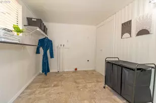 85090 Cedar Dr, Florence, OR 97439 - Photo 29