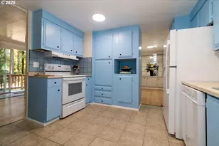 85090 Cedar Dr, Florence, OR 97439 - Photo 17