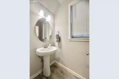 1396 Daylily St, Woodburn, OR 97071 - Photo 13