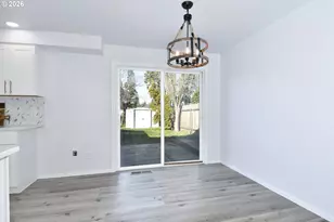 14915 SE Woodward St, Portland, OR 97236 - Photo 21