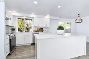 14915 SE Woodward St, Portland, OR 97236 - Photo 19