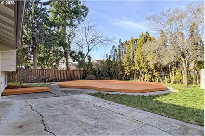 14915 SE Woodward St, Portland, OR 97236 - Photo 5