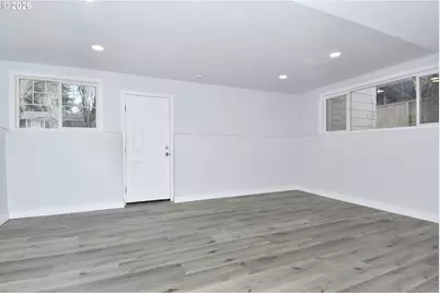 14915 SE Woodward St, Portland, OR 97236 - Photo 35