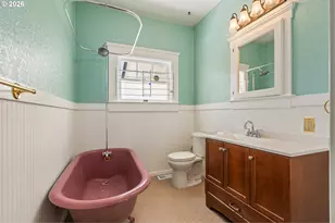 837 SE Blakeley Ave, Roseburg, OR 97470 - Photo 37