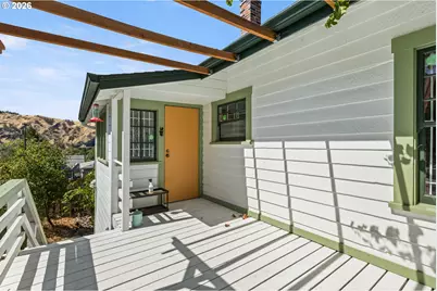 837 SE Blakeley Ave, Roseburg, OR 97470 - Photo 47