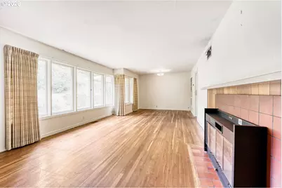 2415 SW Boundary St, Portland, OR 97239 - Photo 3