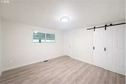 2617 N Argyle St, Portland, OR 97217 - Photo 9