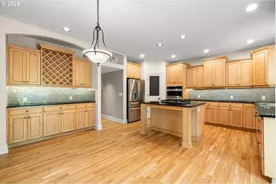 2990 Sunbreak Ln, West Linn, OR 97068 - Photo 13