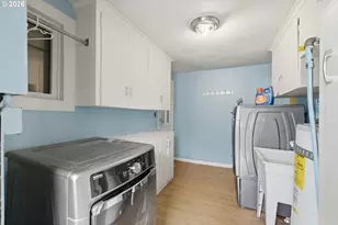 2315 8th St, Tillamook, OR 97141 - Photo 19