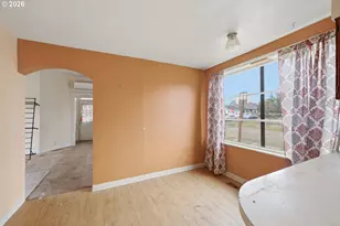 2315 8th St, Tillamook, OR 97141 - Photo 7