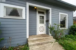 2315 8th St, Tillamook, OR 97141 - Photo 3