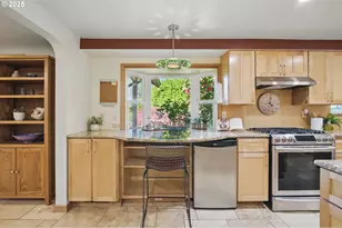 15960 SW Roshak Rd, Portland, OR 97224 - Photo 9