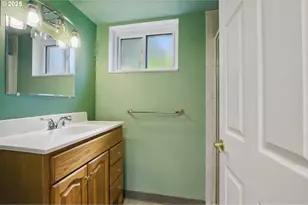 15960 SW Roshak Rd, Portland, OR 97224 - Photo 31